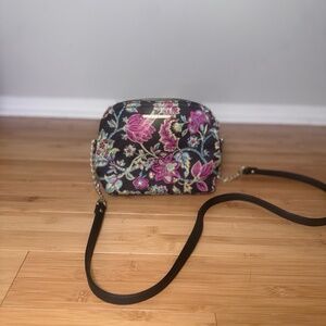Steve Madden Small Hipster Crossbody Bag Quilted Floral Black Strap